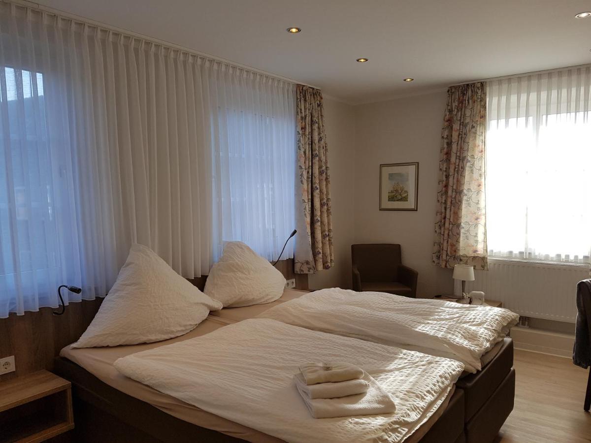 Hotel Pension Haus Pooth Wesel  Exteriör bild