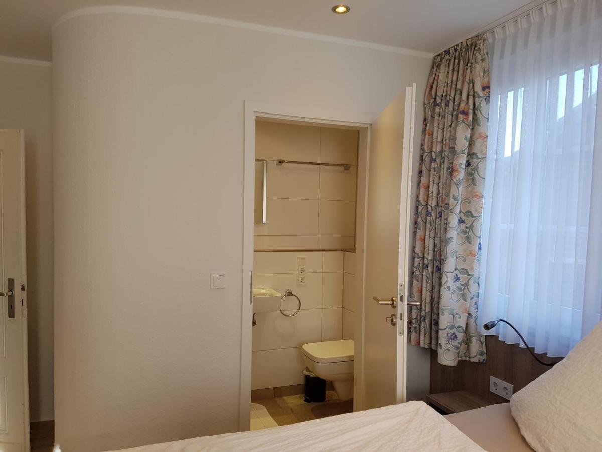Hotel Pension Haus Pooth Wesel  Exteriör bild